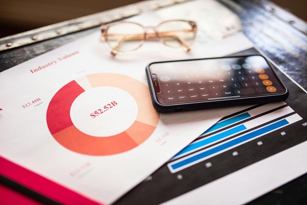 Les défis captivants de concevoir un jeu de rôle avec des choix narratifs non linéaires : Une exploration approfondie